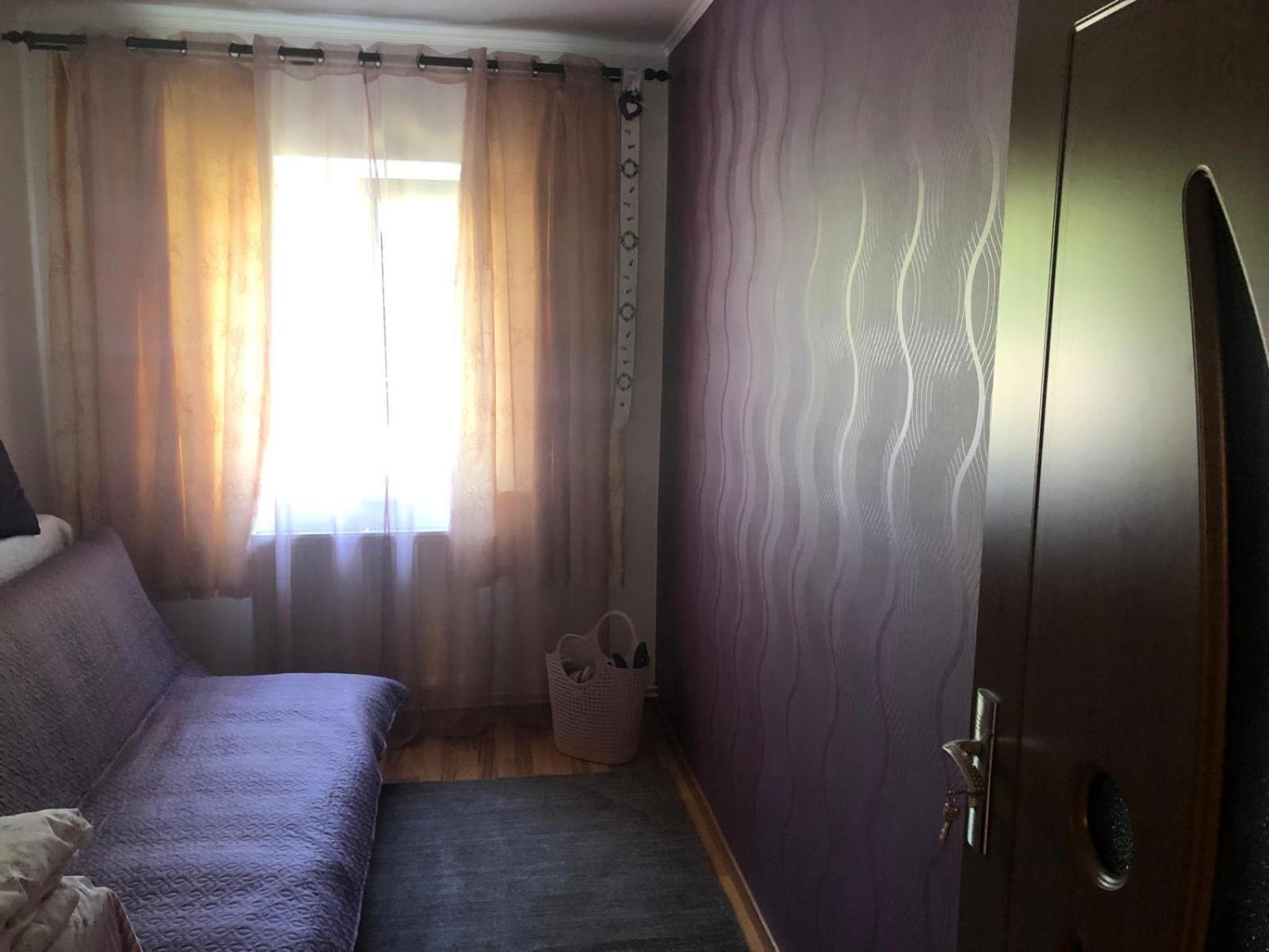 Apartament Cu 3 Camere La Poala Muntilor Fagaras Виктория Экстерьер фото